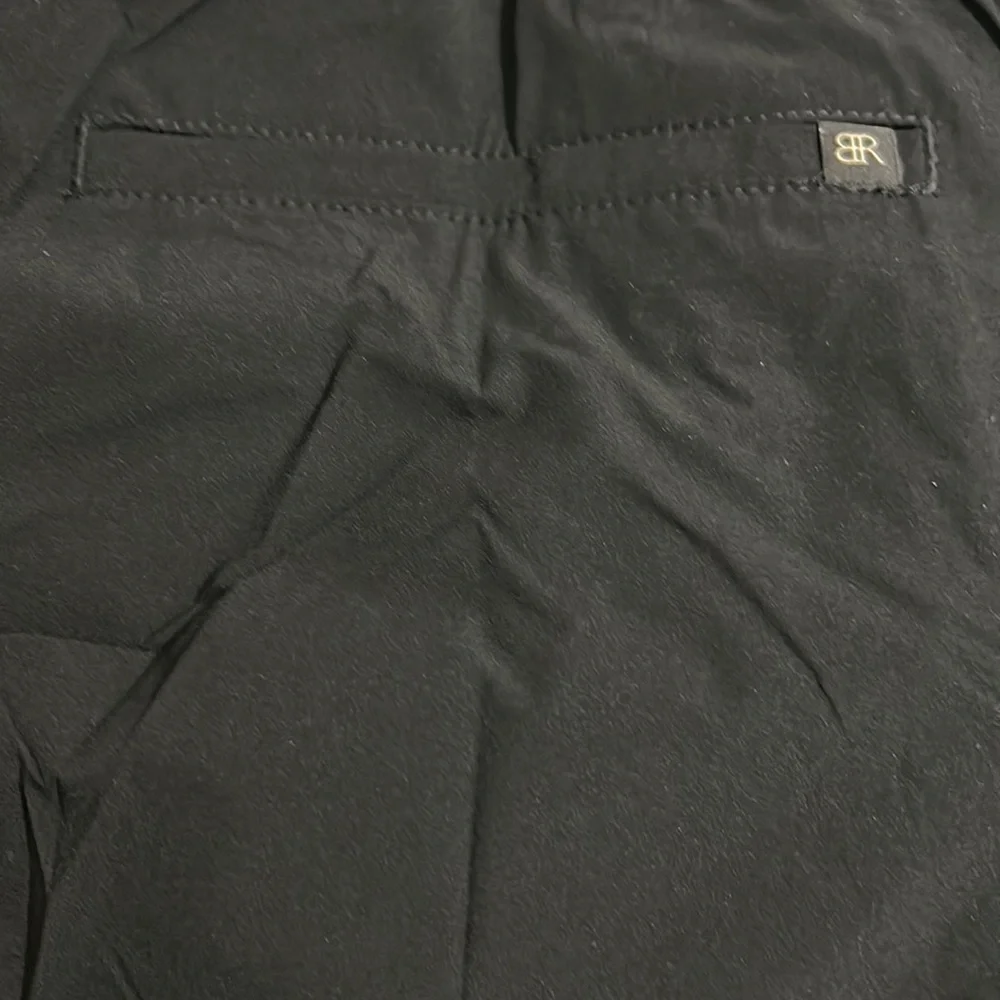 Men’s Banana Republic Polyester Joggers. Size XXL